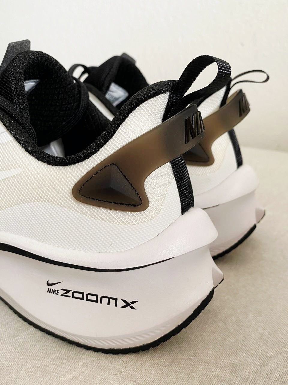 Nike Air Zoom X Pointure 43