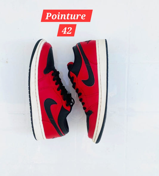 Jordan 1 Retro Low (Pointure 42)